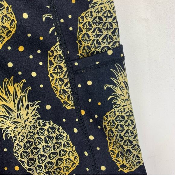 Constantly Varied Gear size medium Black Gold Pineapple Bike Shorts CVG - Picture 7 of 9